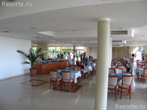 Dolphin Hotel 4